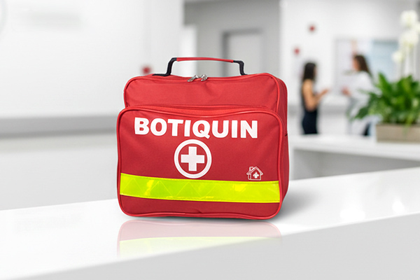 ¿Qué debe tener un Botiquín de Primeros Auxilios?