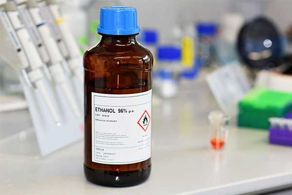 Principales usos del Alcohol en laboratorios